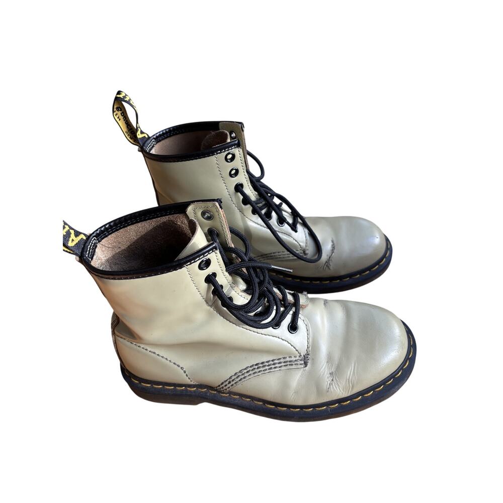 Dr. Martens AirWair Light Green Leather Boots M 8 - Picture 3 of 9